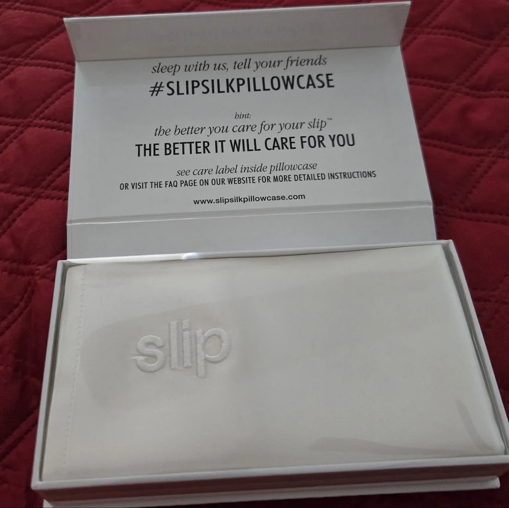 Slip Silk Pillowcase - Elegant White - Picture 3 of 5